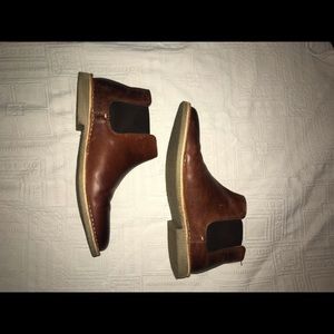 Kenneth Cole leather shoes